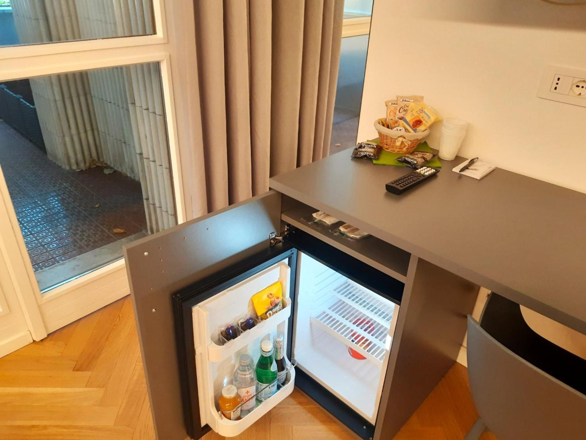 Mako Suites - Centro E Stazione Monza Eksteriør bilde