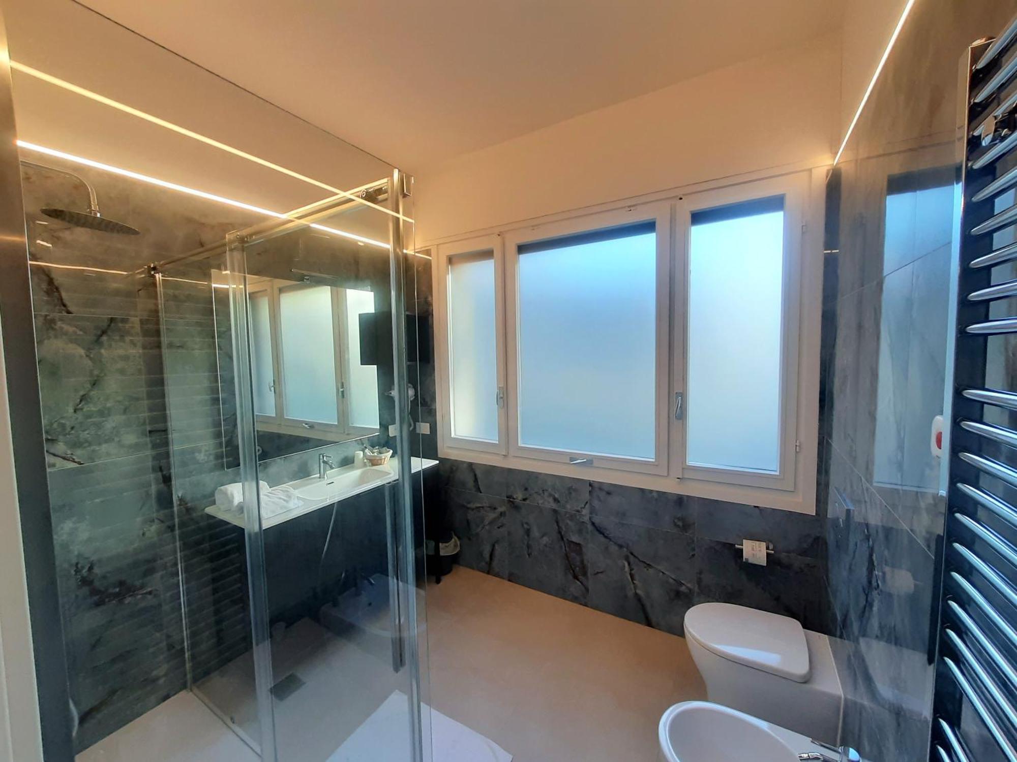 Mako Suites - Centro E Stazione Monza Eksteriør bilde